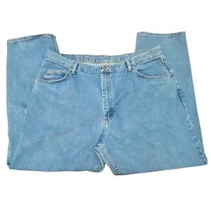 Wrangler Men’s 42x30 Relaxed Fit Short Light Wash Denim Jeans Long Pants